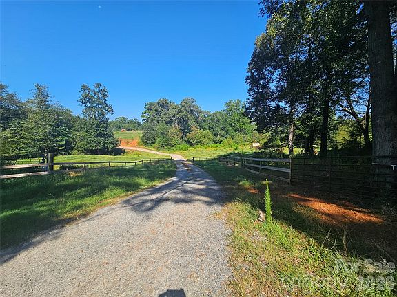 3rd image of 3494/ACRE Beaver Dam Church Rd