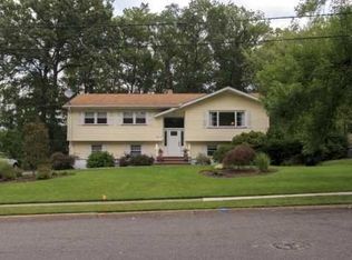 12 Kevin Pl, Wayne, NJ 07470