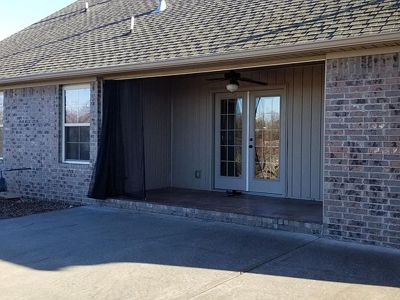 4th image of 3914 W Mountain View Dr