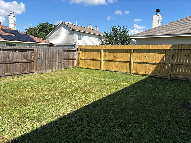 21518 Haylee Way — Photo 29
