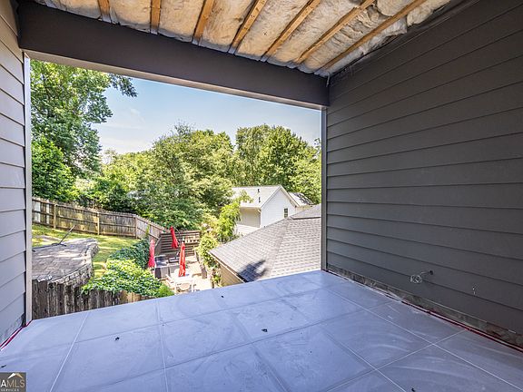 5th image of 953 Ormewood Ave SE