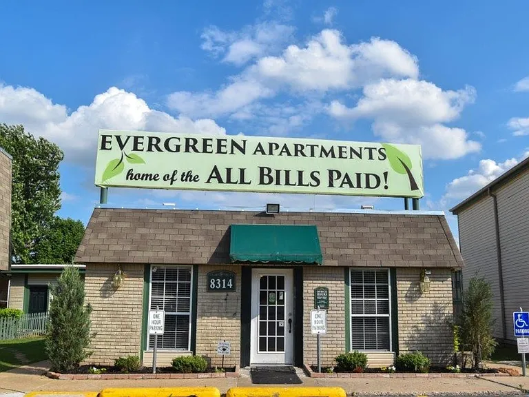 Evergreen — Photo 23