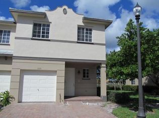 2002 Nassau Dr, Riviera Beach, FL 33404