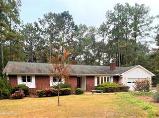47 Birdie Dr, Whispering Pines, NC 28327