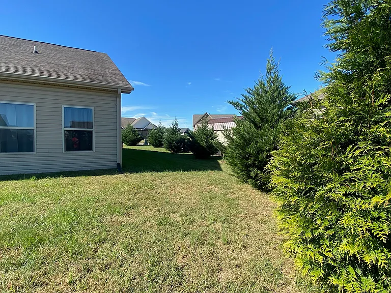 2162 Frewin Ct — Photo 5