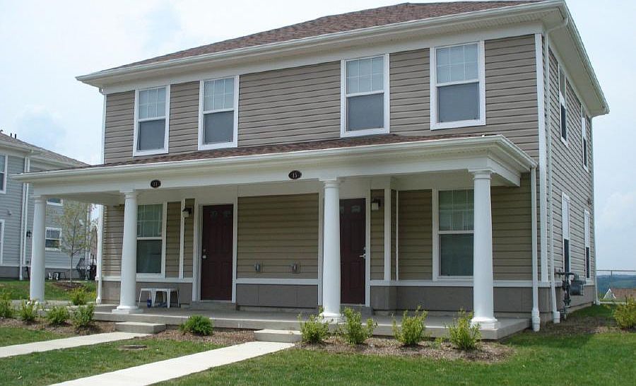 1st image of 71 Greenpoint Cir #2skp9hepx