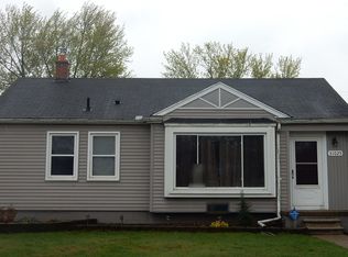 31025 Barton St, Garden City, MI 48135