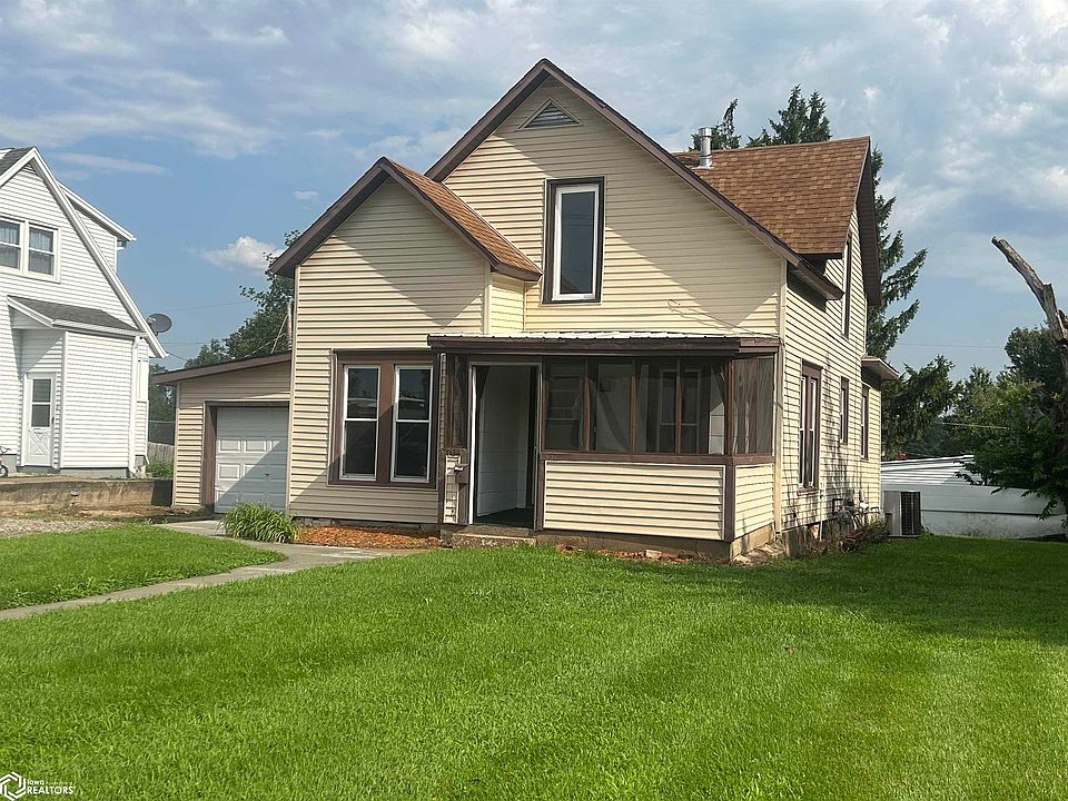 1st image of 1703 Summit St