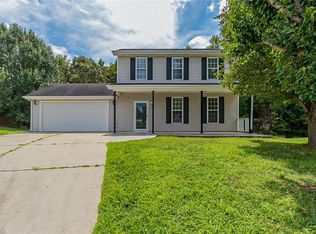 1723 Traywick Ct, Mc Leansville, NC 27301