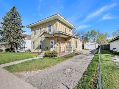 511 Avery St, Lowell, MI, 49331