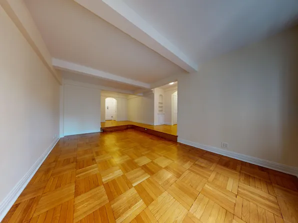 141 East 56th Street image 5 of 15