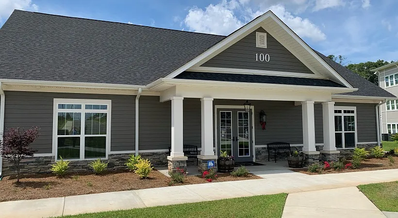 The Pointe at Camellia Commons