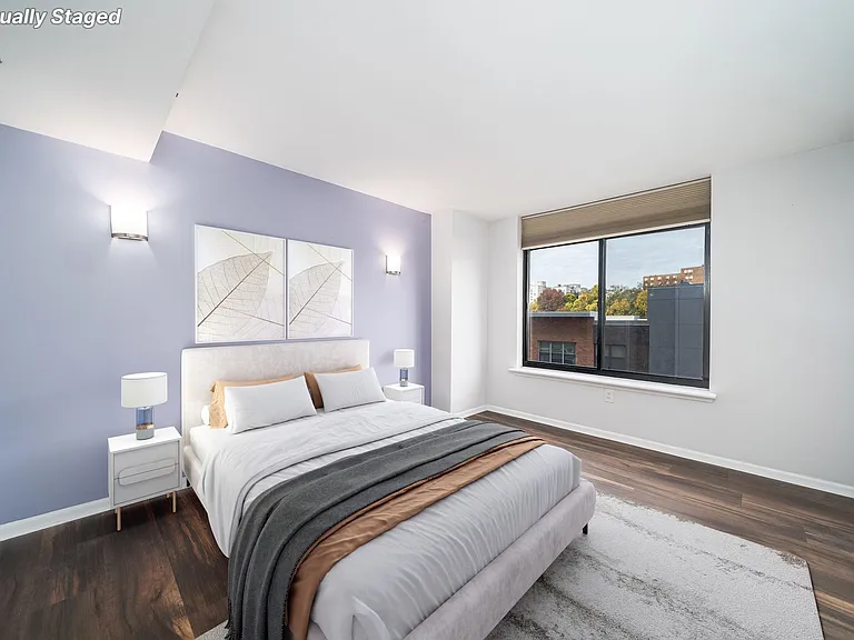 700 1st St #8Q — Photo 8