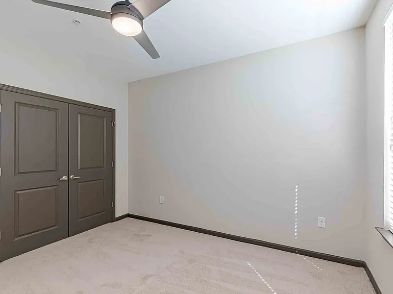 Bluebird Row Apartments — Photo 52