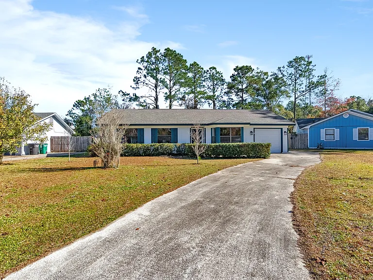 404 Westgate Cir — Photo 4