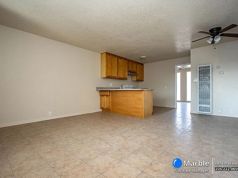 847 E Main St #4 — Photo 13
