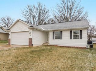 2113 Probst Ct SW, Cedar Rapids, IA 52404