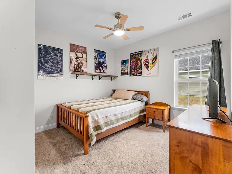 203 Glick Way — Photo 7