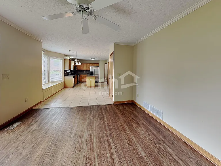 7624 Harbour Town Dr — Photo 7