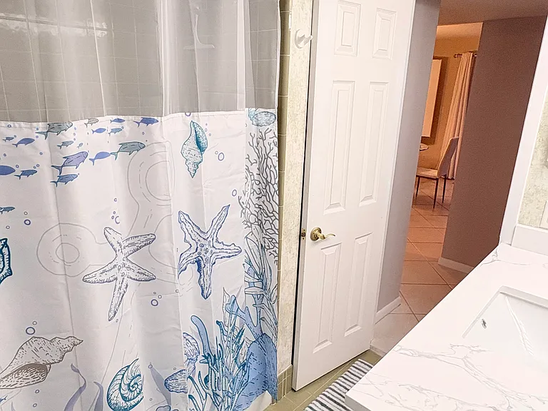 269 Palm Dr #3 — Photo 7
