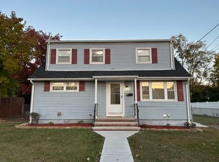 10 Giannone Rd, Wayne, NJ 07470