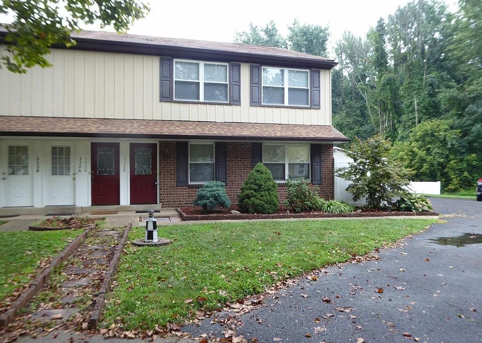 2nd image of 3328 Johns Ct