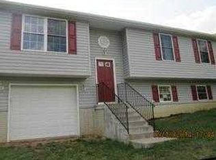 23105 Hilltop Dr, Bushwood, MD 20618