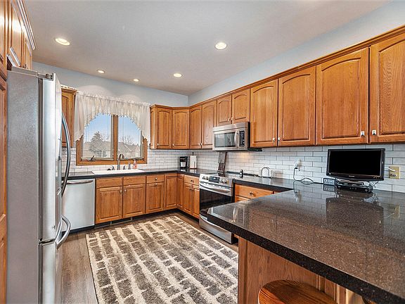 4th image of 6256 Melbourne Ct