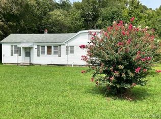 753 Taylors Beach Rd, Reedville, VA 22539