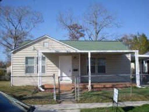 1st image of 2205 Alabama St