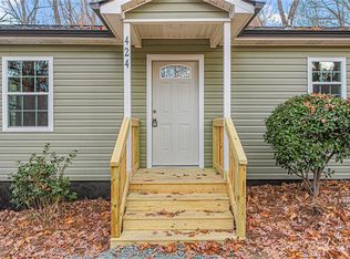 424 Rocky Knoll Rd, Greensboro, NC 27406