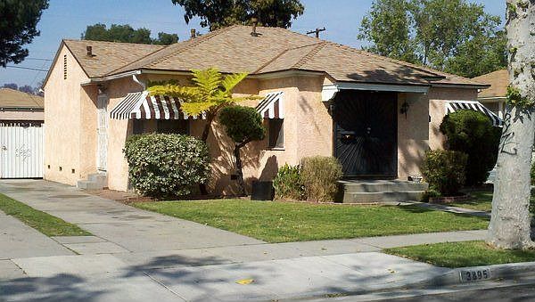 2nd image of 3895 Walnut Ave