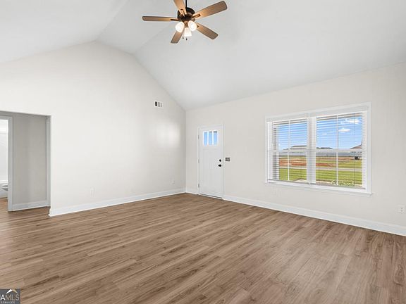 5th image of 930 Ryegrass Rd #42