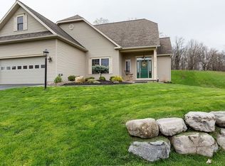 5819 Parapet Dr, Jamesville, NY 13078
