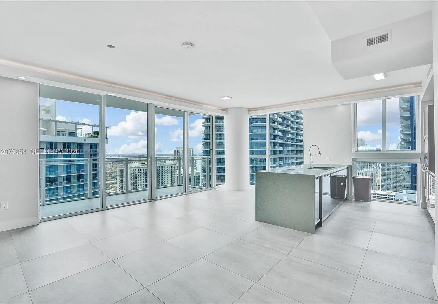 The Bondo (1080 Brickell) — Photo 3