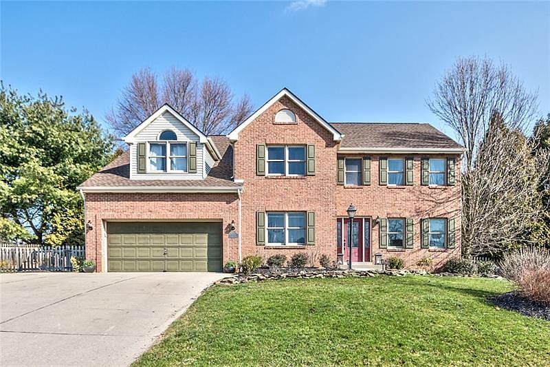 1st image of 203 Meadowbrook Dr