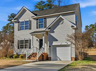2207 Sunlit Ln, Raleigh, NC 27604