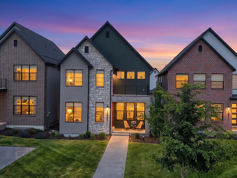 1st image of 2402 N Sunmore Way