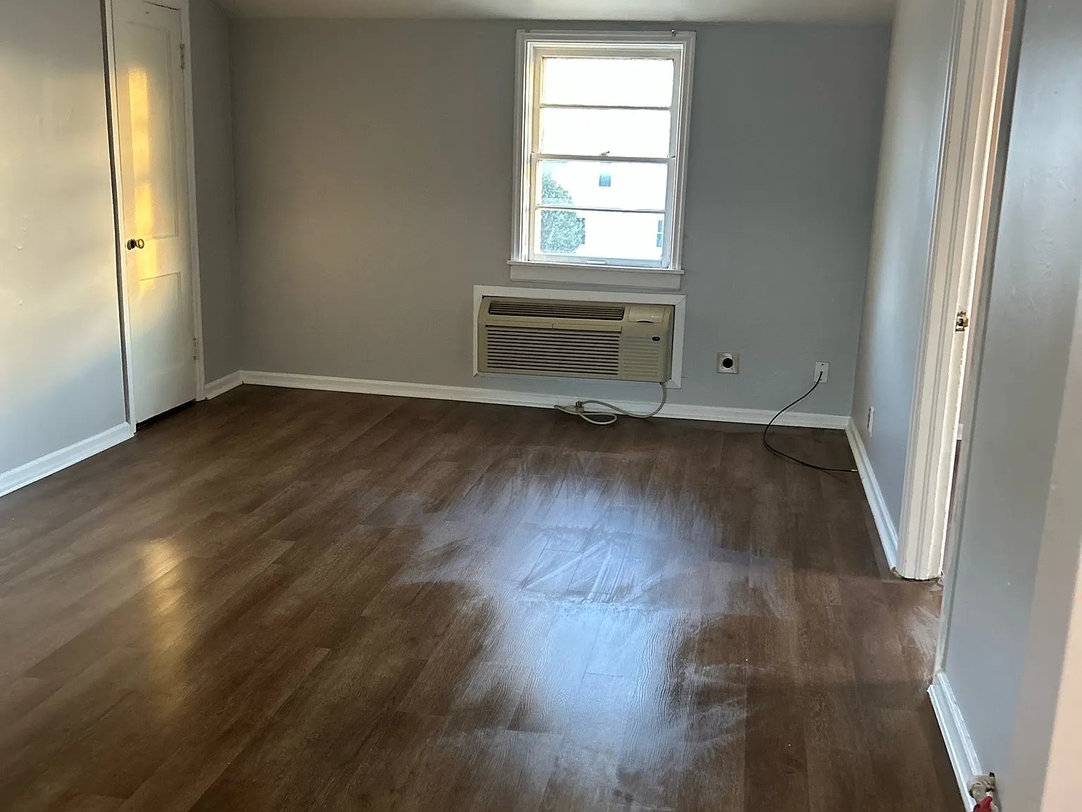 314 West First Street — Photo 3