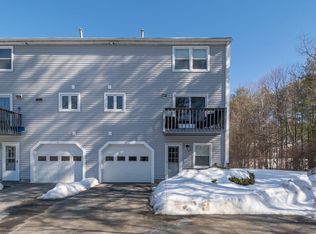 27 Villa Roma Dr, Tewksbury, MA 01876