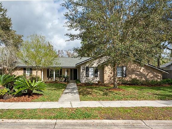 2nd image of 311 Valley Dr