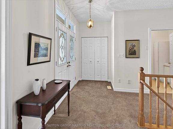 5th image of 104 Abbey Dawn Dr