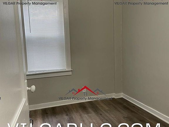 5th image of 3810 Deal St #1