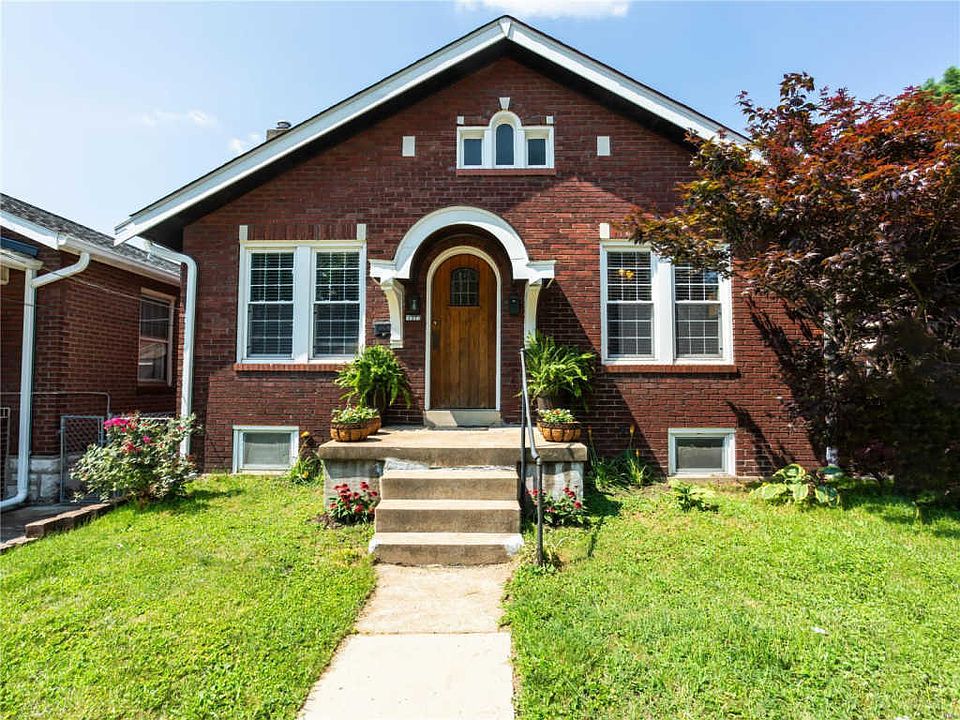 1st image of 4916 Tiemann Ave