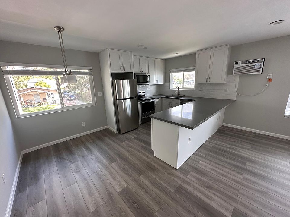 1st image of 3322 Atwater Ave #4