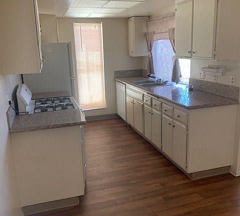 3rd image of 1405 Vegas Valley Dr APT 384
