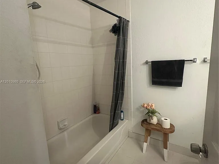 5402 Pointe Villa Dr #B — Photo 28
