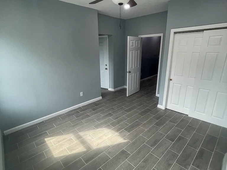 213 Martin Luther King Jr Dr #3 — Photo 6