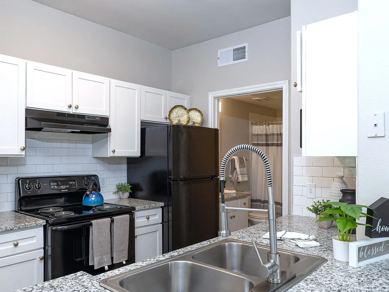 Northbrooke Apartment Homes — Photo 3