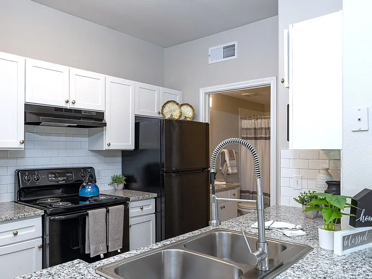 Northbrooke Apartment Homes — Photo 3